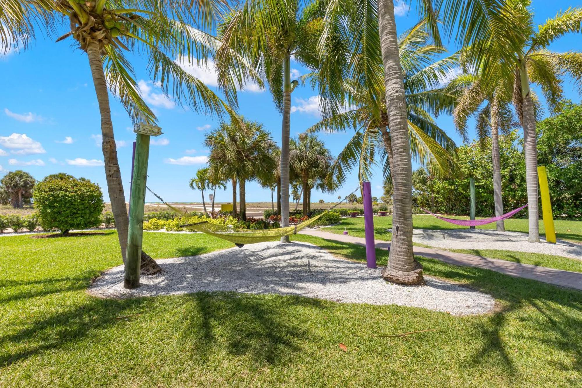 South Beach Oceanfront Resort St. Pete Beach Pokoj fotografie