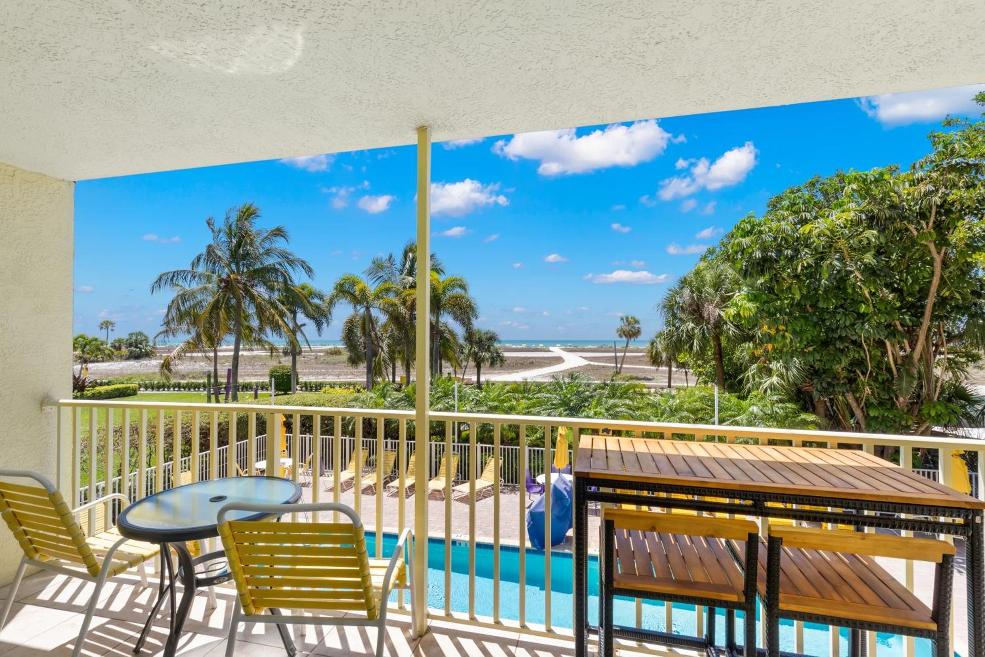 South Beach Oceanfront Resort St. Pete Beach Pokoj fotografie