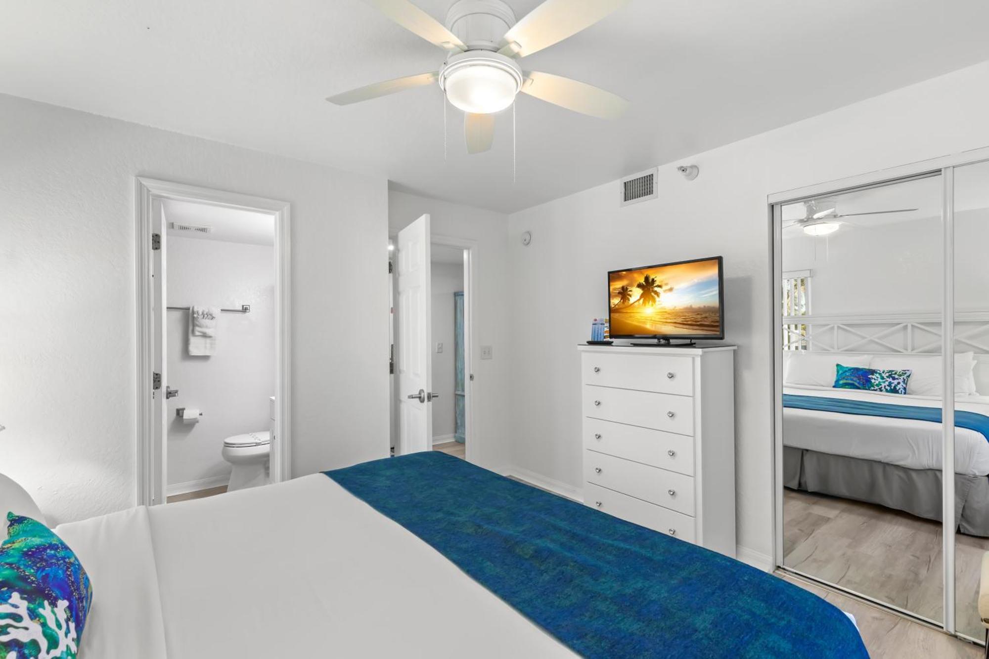 South Beach Oceanfront Resort St. Pete Beach Pokoj fotografie